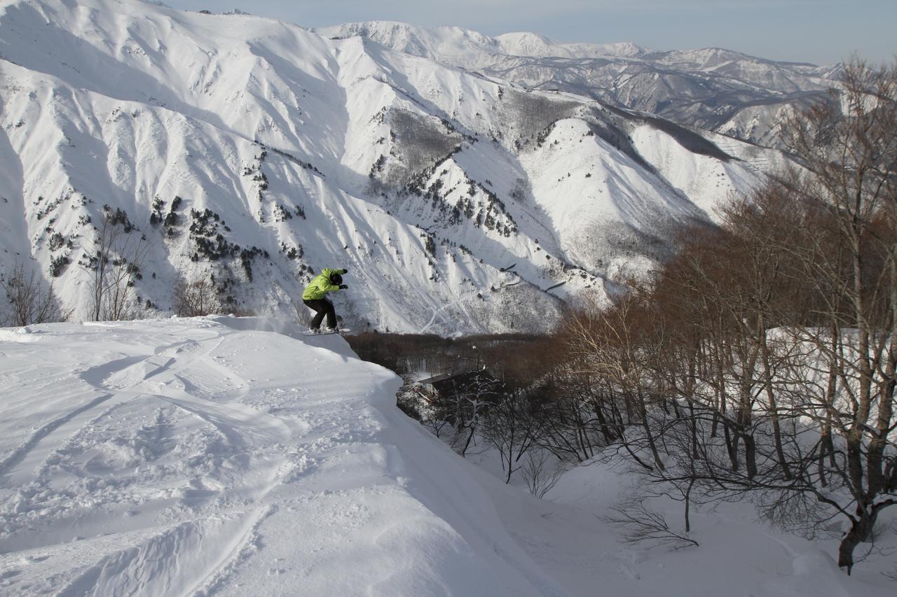 Powder Temple Hotel Hakuba Eksteriør billede